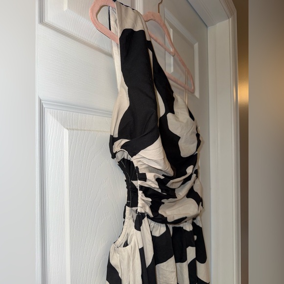 NWOT Abercrombie & Fitch One-Shoulder Abstract Maxi Dress -Black White - Size S - Picture 5 of 5